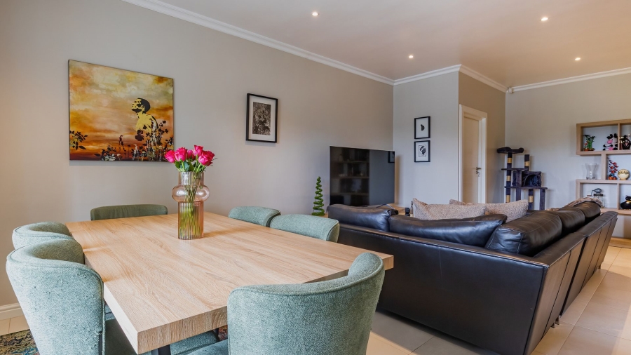 To Let 3 Bedroom Property for Rent in Bishopscourt Western Cape
